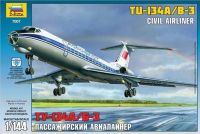 Звезда 7007П Пассажирский авиалайнер Ту-134А/Б-3 1:144