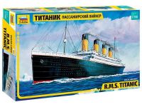 Звезда 9059з Сборная модель - Пассажирский лайнер Титаник 1:700