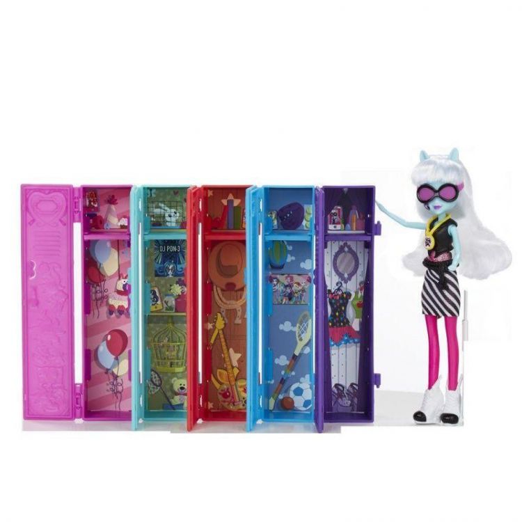 Hasbro B1779 MLP EG Игровой набор Школьные шкафчики и кукла Фотофиниш