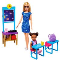 Mattel GTW34 Игровой набор Mattel Barbie Учитель космонавтики с куклой Барби и ребенком в классе с аксессуарами