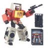 Hasbro B5613 Transformers Робот-трансформер Бластер, Класс Лидер