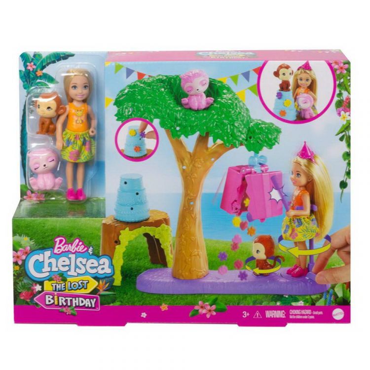 Mattel GTM84 Игровой набор Mattel Barbie Челси в Джунглях с куклой блондинкой, щенками и аксессуарами для игры в футбол