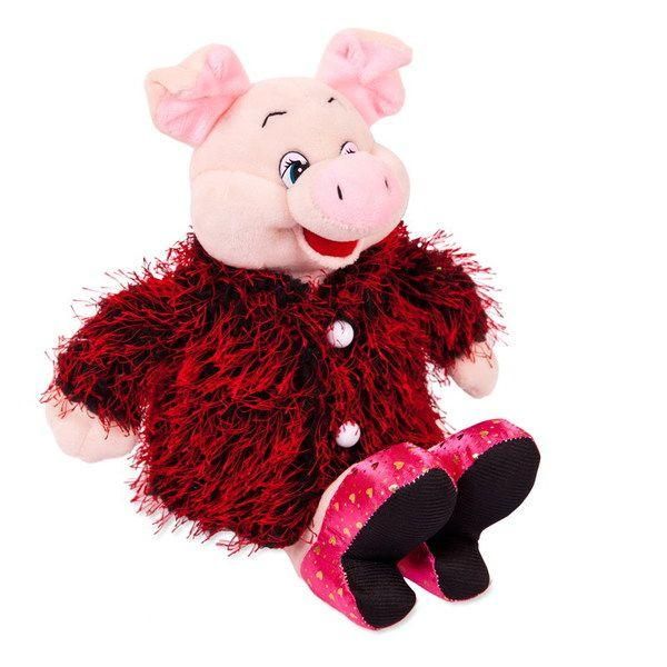 AB toys 19533 Мягкая игрушка Свинка в розовых туфлях и бордовой шубке, 17 см