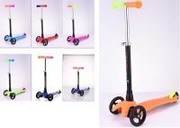 MSN TOYS &amp; BICYCLE SKL-09пц Самокат детский, рама: пластик, стекловолокно, ручка: сталь, алюминий, колесо: 120 мм передние, 80 мм задние, поворотно наклонный механизм, размер 550