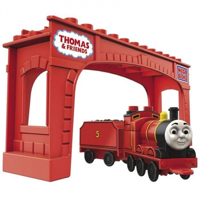 Mega Bloks 10611 Набор "Паровозик Джеймс" с вагончиком и мостом из серии "Томас и его друзья"