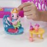 Hasbro C1058 MLP "Мерцание" Замок с пони-русалкой Пинки Пай, со светом