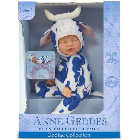 Unima 579519 Anne Geddes Кукла из серии "Знаки Зодиака" - Телец (21.04-20.05), 23 см