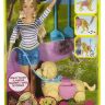 Mattel DWJ68 Barbie Кукла Барби Набор "Семья Barbie" Прогулка с питомцем 