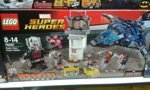 Конструктор LEGO SUPER HEROES Сражение в аэропорту