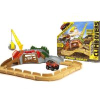 Tonka 06668 Большой трек Climb-overs с машинкой Jeep «Ripsaw Summit»