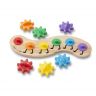 Melissa&Doug 3084 Доска развивающая Гусеница с шестеренками