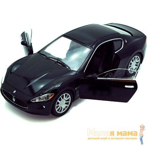 Motormax 79151 Коллекционная модель машины  Maserati Gran Turismo, 1:18, черная