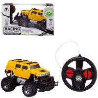 Junfa 6142AG/желтая Машинка Junfa р/у 1:24, световые эффекты, 24,5х14,5х14 см, желтая